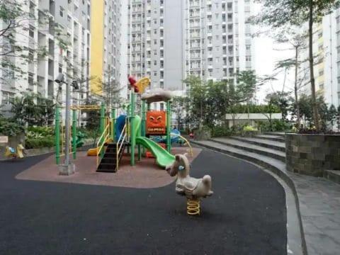 Springlake Apartemen 2Br-Sumarecon-Bekasi, By Bu Johan Kültér fotó